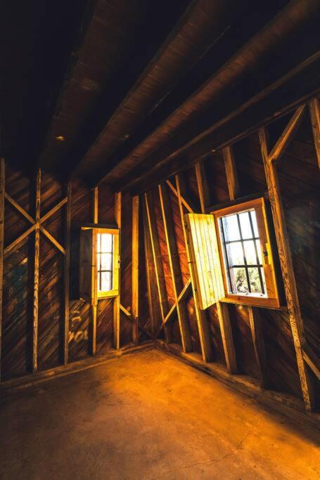 Joshua Tree Hidden Tower * Views - Landmark Yucca Valley Exterior foto