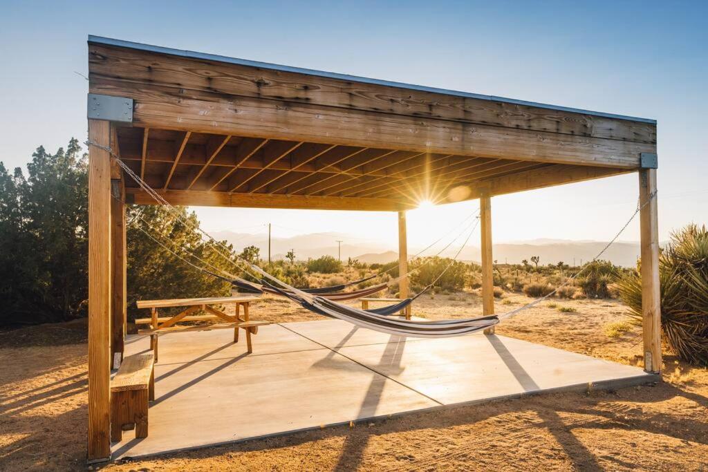 Joshua Tree Hidden Tower * Views - Landmark Yucca Valley Exterior foto