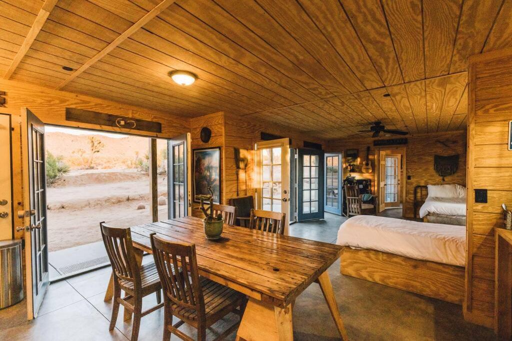 Joshua Tree Hidden Tower * Views - Landmark Yucca Valley Exterior foto