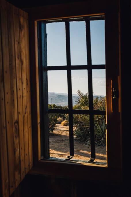 Joshua Tree Hidden Tower * Views - Landmark Yucca Valley Exterior foto